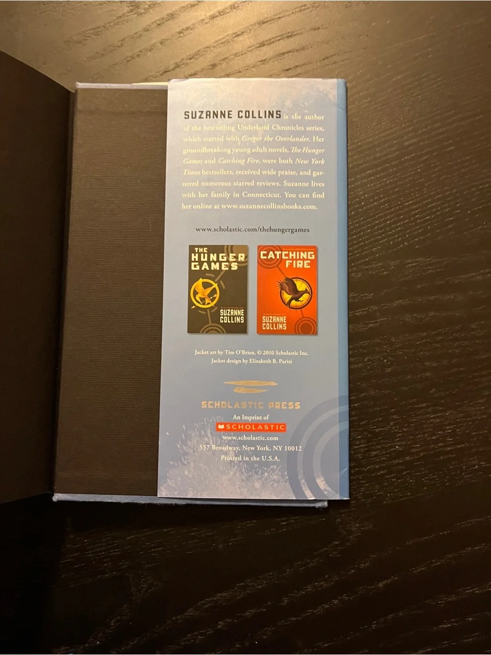 Scholastic Mockingjay Hardcover Book Hunger Games Trilogy Suzanne Collins Blue